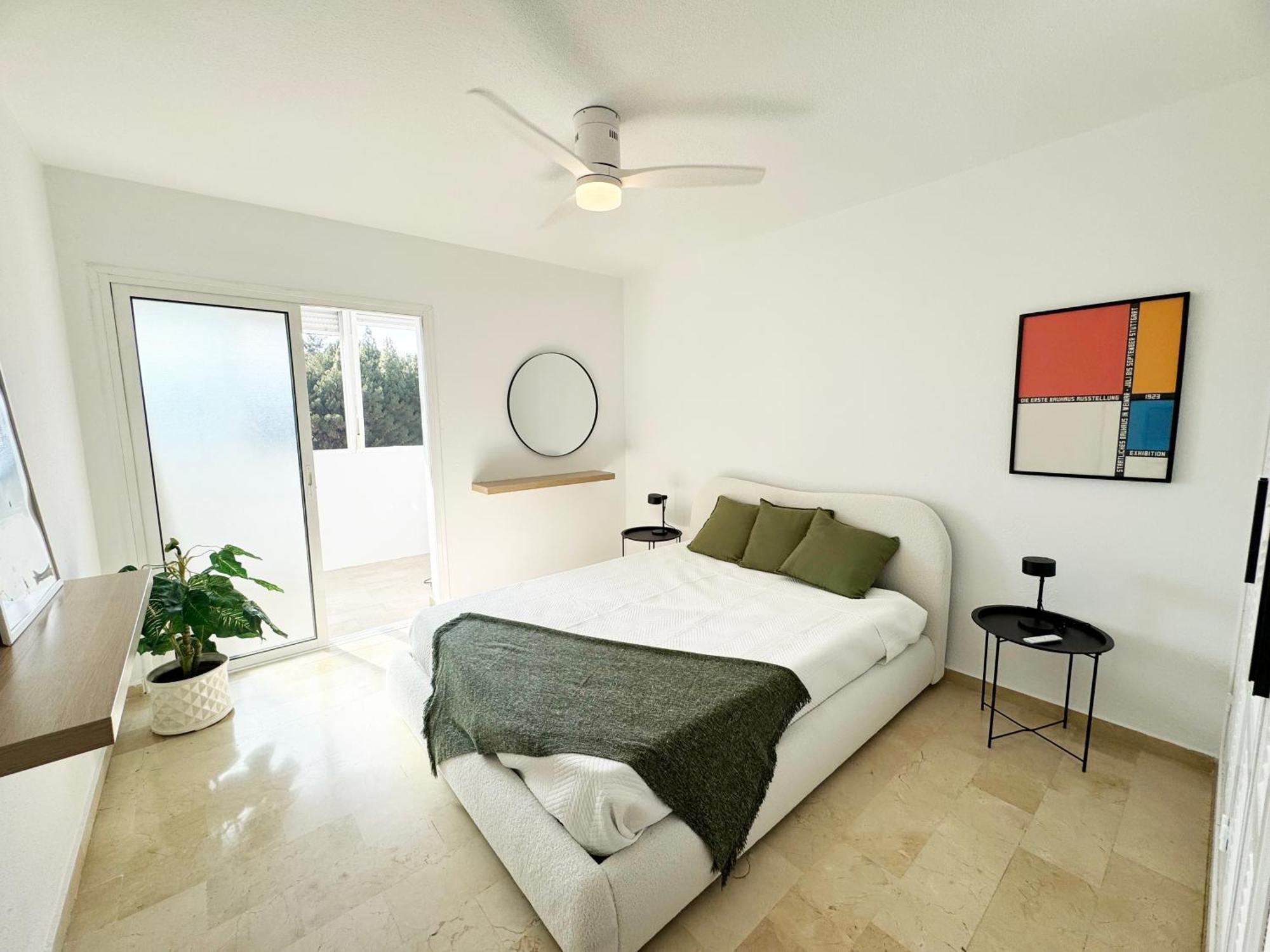 Apartment Urban Oasis